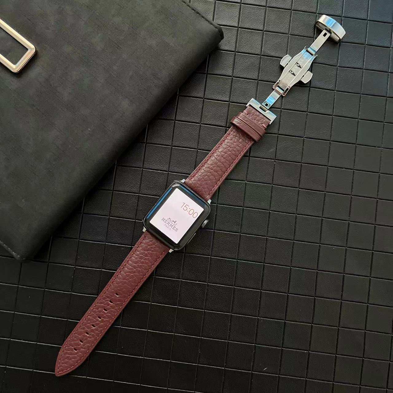 Genuine Leather Watchband for Apple Watch 40 41 mm Grainy Design Strap For IWatch 10 9 Ultra 8 7 6 5 Wristband 42 44 45 46 49 mm