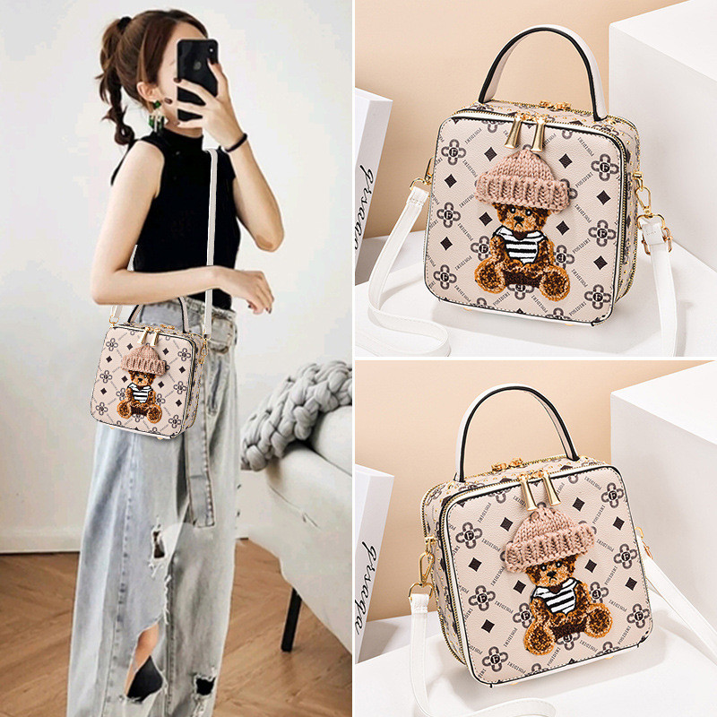 Cartoon Bags for Women New Luxury Designer Handbag Vintage Shoulder Bag Ladies Cute Bear Small Square Crossbody Bags