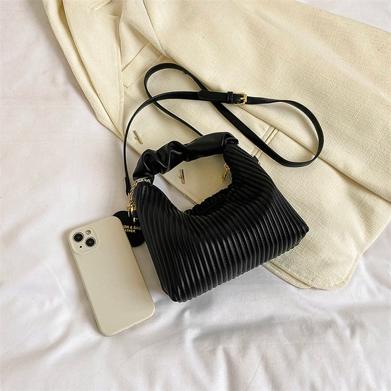 Women Shoulder Bag PU Leather Pleated Cloud Handbag Fashion Casual Simple Elegant Temperament Crossbody Bags Girls Tote Purse