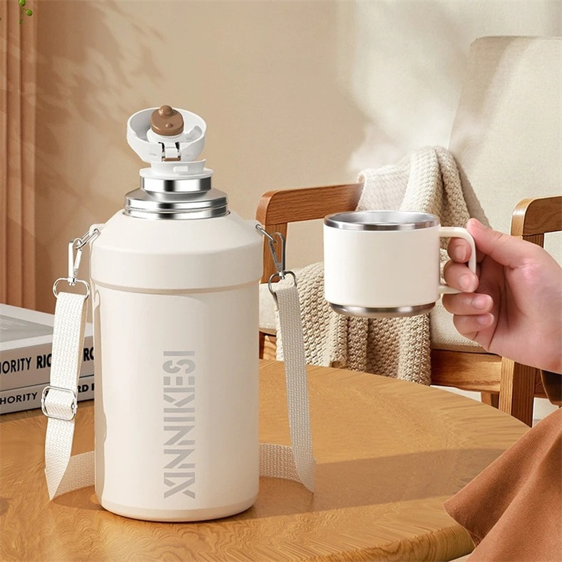 1.5L/2L Water Bottle Large Capacity Vaccum Flask Stainless Steel Insulated Cup with Strap Leakproof Portable Thermos Kettle