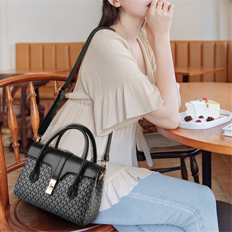 New Fashion Women Crossbody Bags Female Hand Tote Bag Messenger Shoulder Bag Letter Printed Lady Handbag Luxury Composite Bag