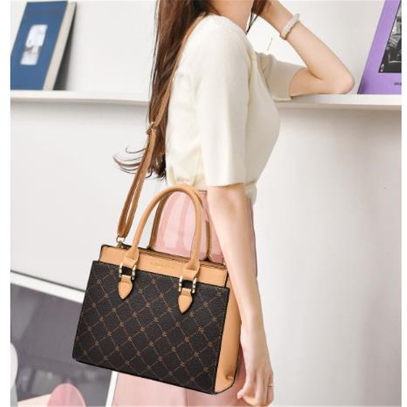 Shoulder Bag for Women Summer Beach Bag Female Crossbody Bag Fashion Tote Women Handbag Purse and Handbags Luxury Designer Bags