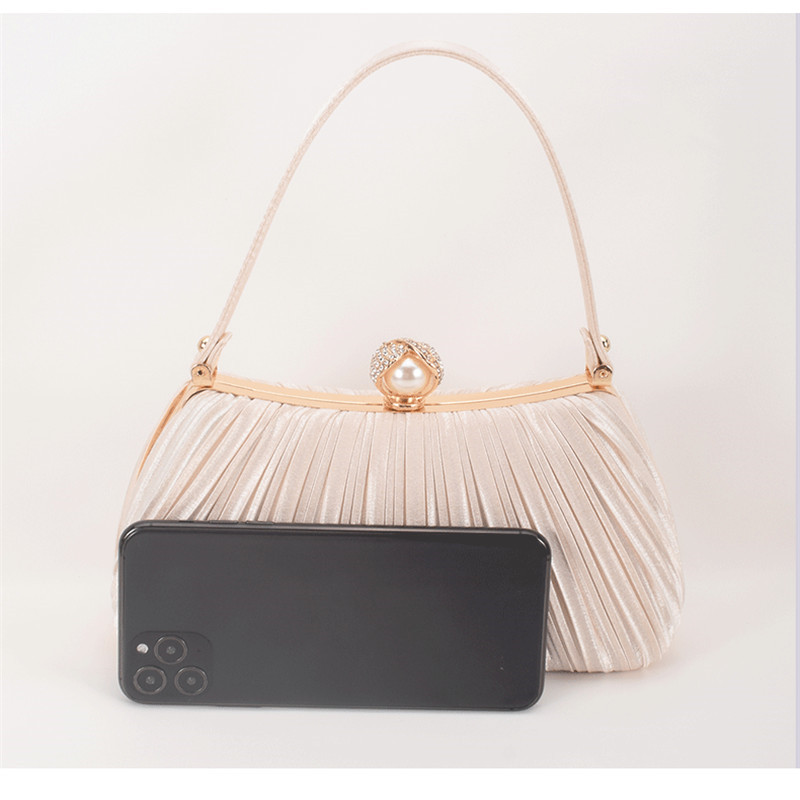 Fashion Evening Clutch Bag Purse and Handbag Luxury Designer Shoulder Bag Pearl Purse Female Banquet Bag Party Women's Tote Bags