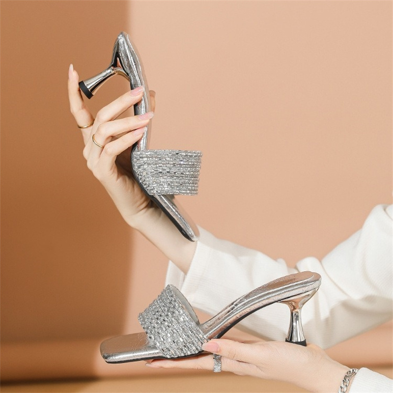 New Shiny Rhinestone Fashion Ladies Slippers Outdoor Women Sexy Open Toe Shoes High Heels Sandals Female Casual Crystal Slides