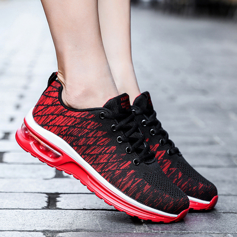 Couple Running Shoes Fashion Breathable Outdoor Male Sports Shoes Lightweight Sneakers Women Comfortable Athletic Footwear