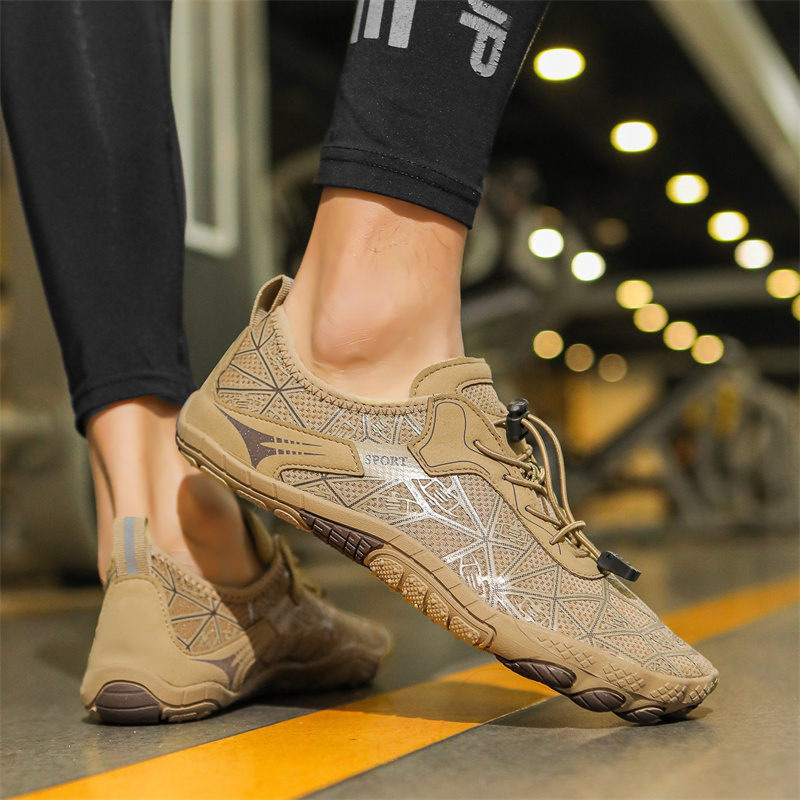 New Model Men Women Hiking Shoes Summer Rock Climbing Five-Finger Beach Sandals Outdoor Mountain Sports Water Swimming Shoes
