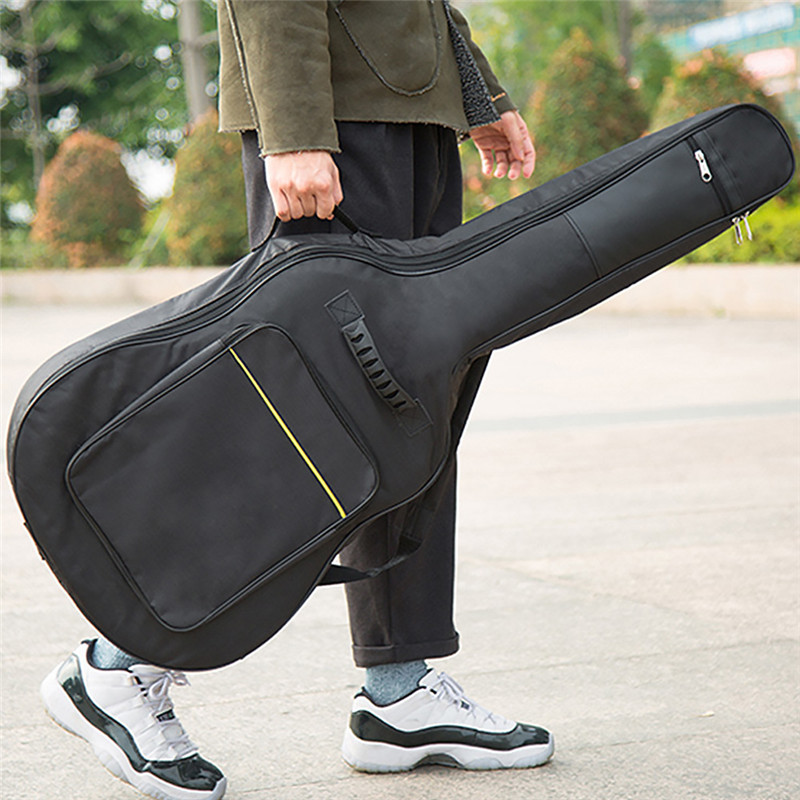 Guitar Carrying Bag Waterproof Two Front Pockets Adjustable Shoulder Straps Protective Classical Acoustic Guitar Backpack Cover