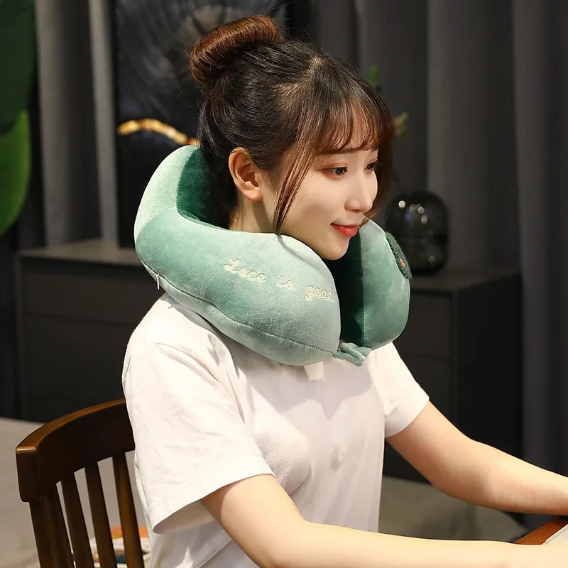Cartoon U-Shaped Pillow Neck Pillow Protecting Cervical Pillow Travel Pillows Office Cute Neck Cushion Portable Airplane Wagon