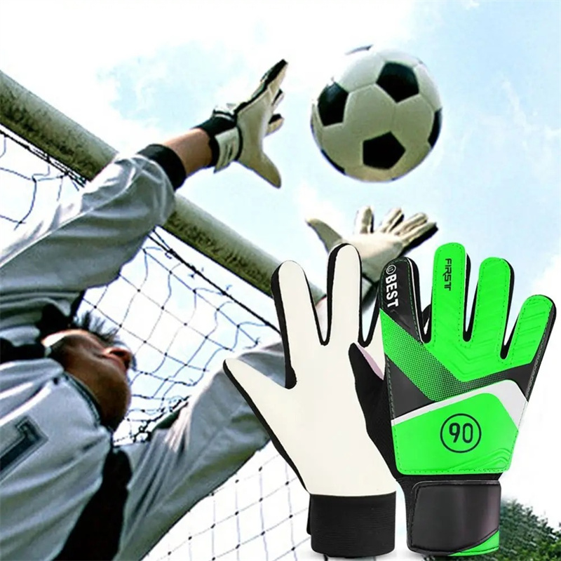 1 Pair Children Soccer Goalkeeper Gloves Anti-Collision Latex PU Goalkeeper Hand Protection Gloves Football Accessories for Kids