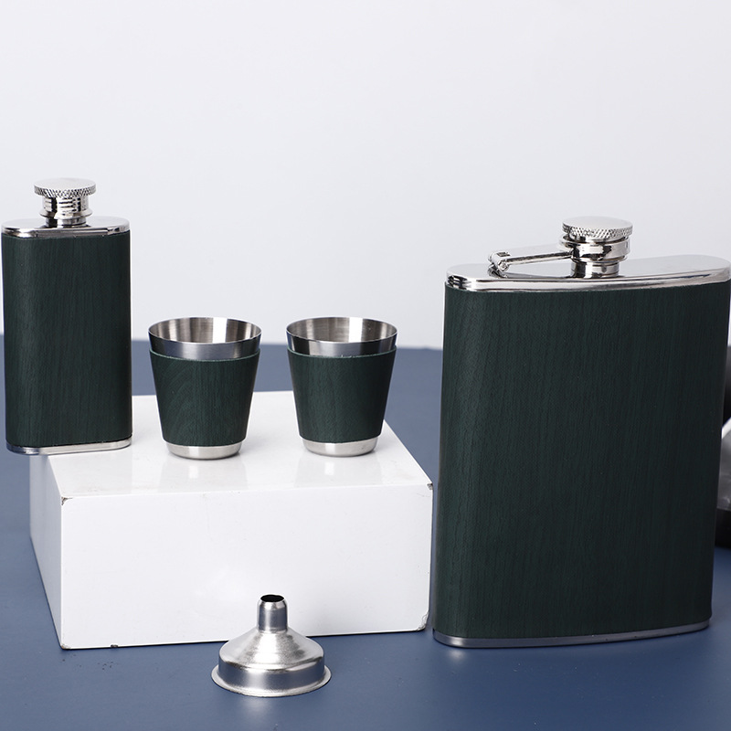 8oz Luxury Stainless Steel Alcohol Hip Flasks Set Whiskey Bottle Leather Flagon Wine Gift Flask Set Mini Flask For Man