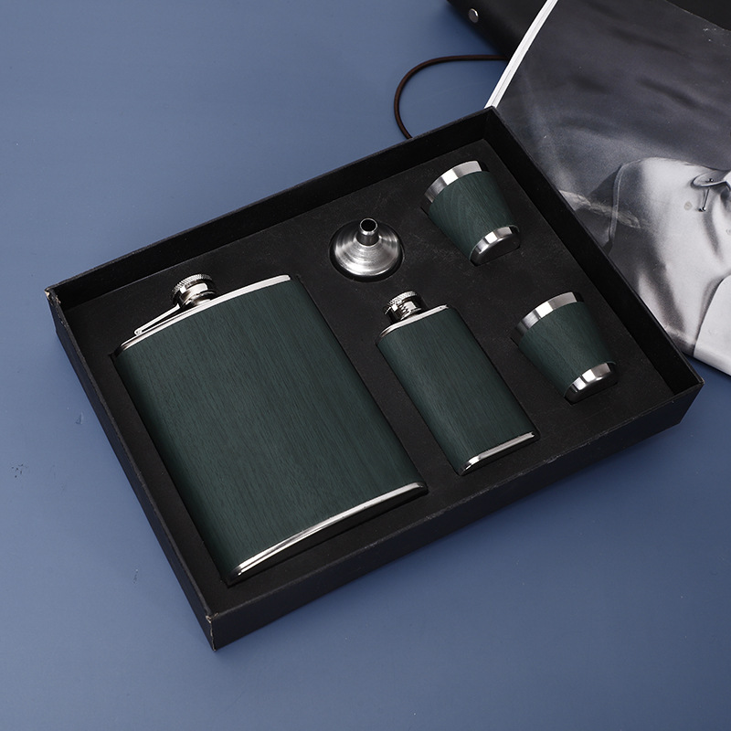8oz Luxury Stainless Steel Alcohol Hip Flasks Set Whiskey Bottle Leather Flagon Wine Gift Flask Set Mini Flask For Man