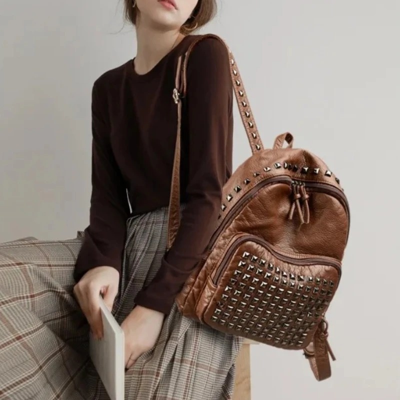 Luxury Design Cool Rivets Backpacks Large Capacity Soft Leather Zipper Backpack Shoulder Bag Wear Resistant Punk Style Rucksack
