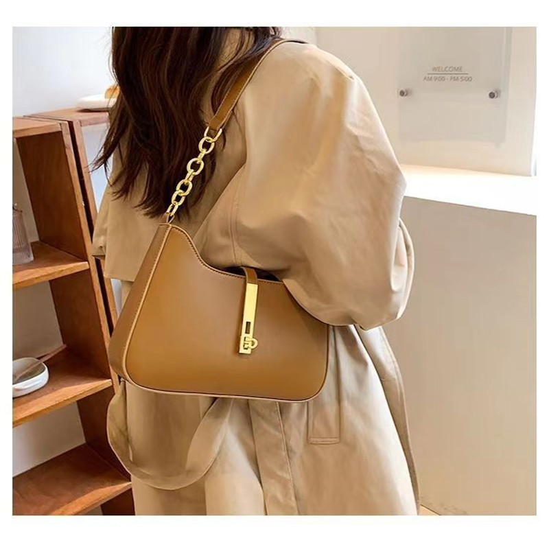 New Women Fashion Handbag Solid Color PU Leather Shoulder Underarm Bag Casual Hobos Simple Design Handbags Tote Bag Clutch