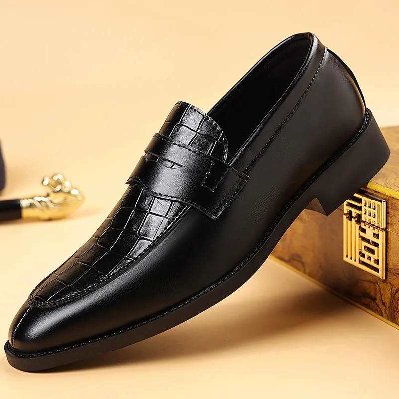 Men's Business Casual Shoes New Style Sharp Toe Large Size Leather Shoes Comfortable Rubber Sole Low Heel Strappy