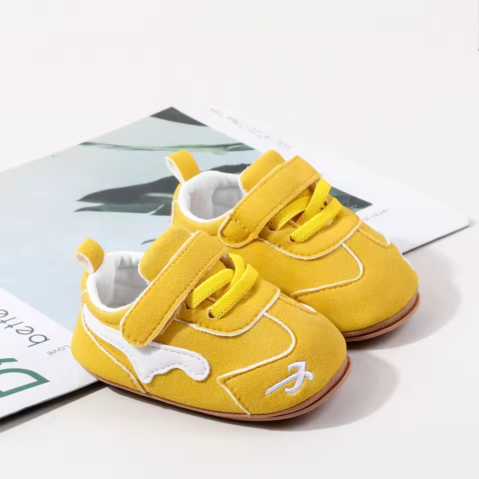 0-18months Baby Unisex Sneakers Embroidered Hook Loop Casual Shoes for Baby Girls Cute Soft Sole Non-Slip First Walking Shoes