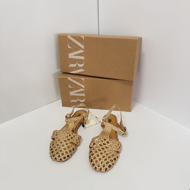 Free delivery of high-quality 2026 new summer women's shoes hot selling hollow low heel toe sandals