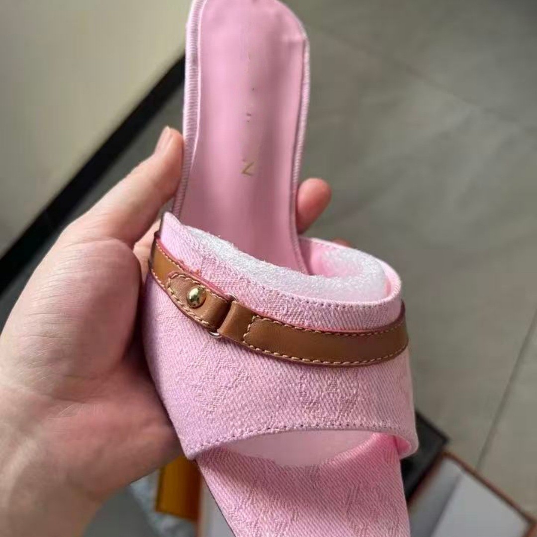 Free delivery of high-quality 2026 new summer women's shoes hot selling denim one-piece sandals with exposed toes