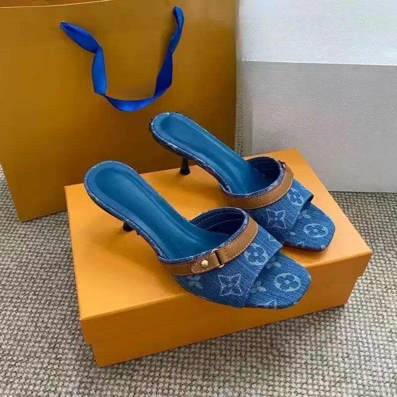 Free delivery of high-quality 2026 new summer women's shoes hot selling denim one-piece sandals with exposed toes