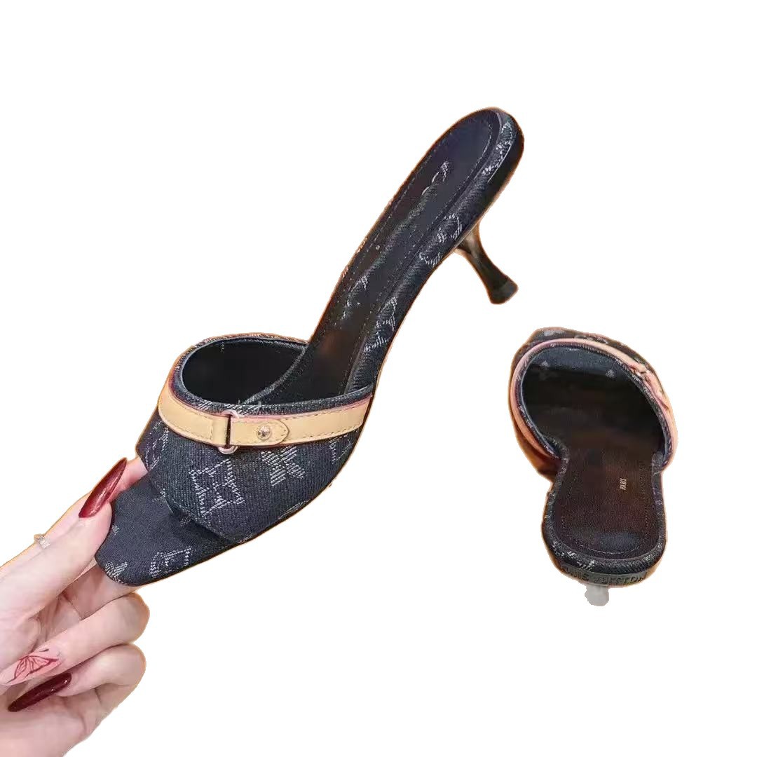 Free delivery of high-quality 2026 new summer women's shoes hot selling denim one-piece sandals with exposed toes