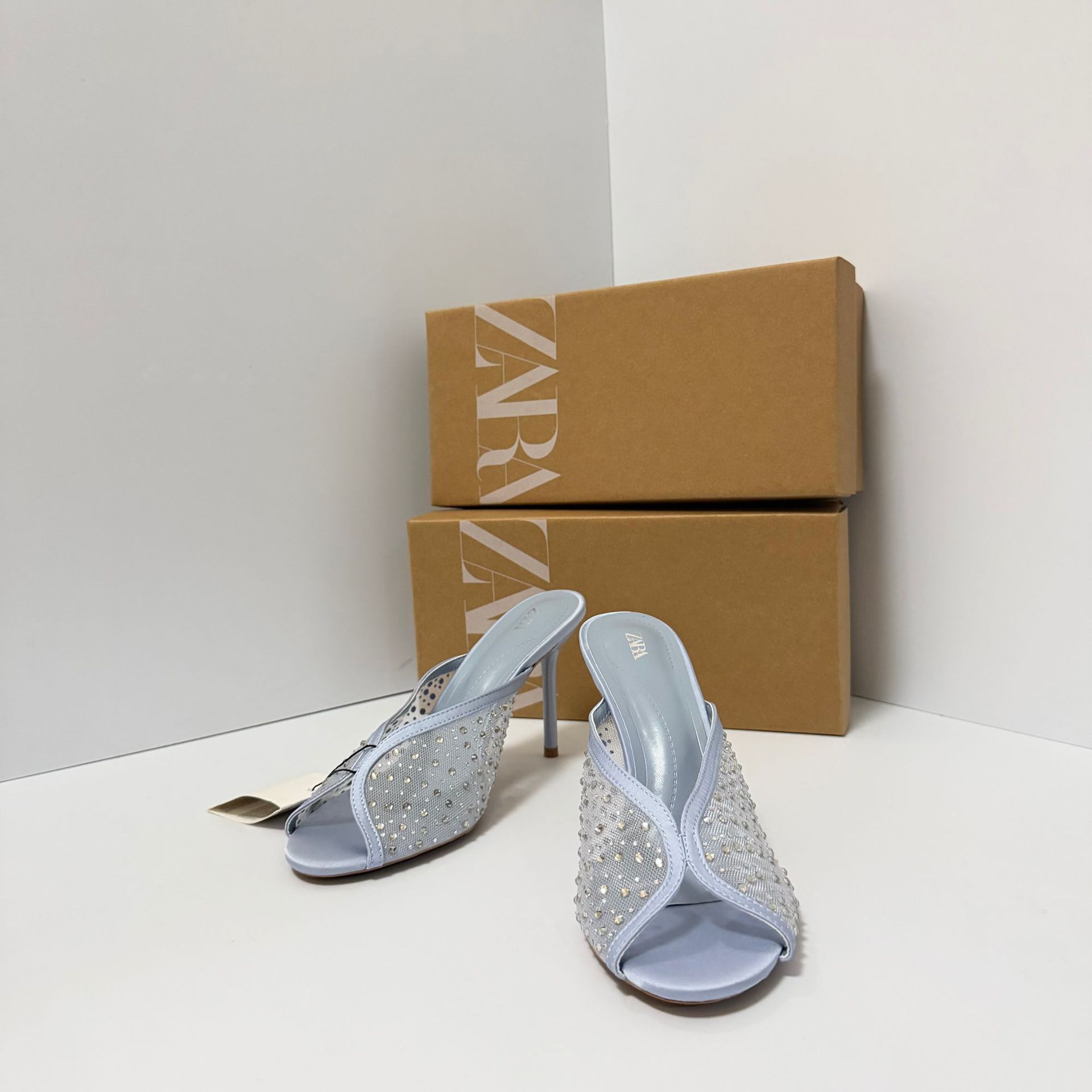 Free delivery of high-quality 2026 new summer women's shoes hot selling, casual and comfortable, fish mouth high-heeled sandals