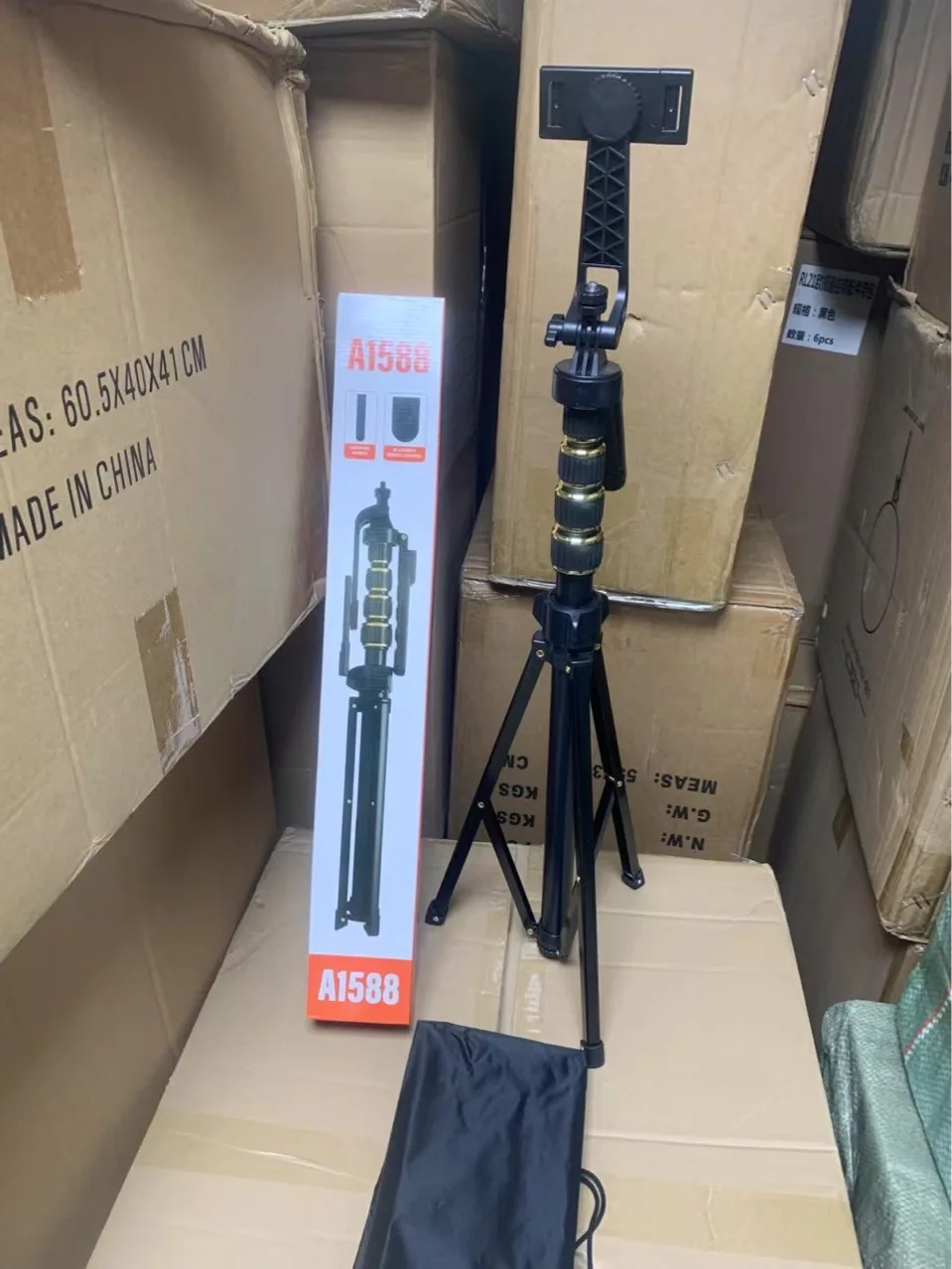 2.1M Floor Standing Selfie Stick with Tripod - Live Streaming & Photography