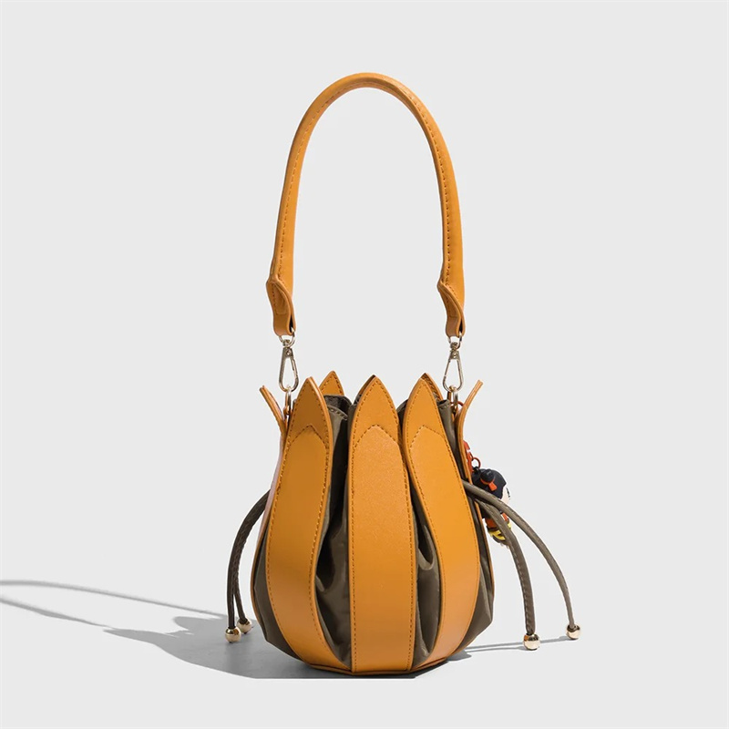 Bucket Bag Fashionable Crossbody Bag for Women Shoulder Bag Purse and Handbag Designer Bag Luxury PU Leather Lotus Lantern Bags